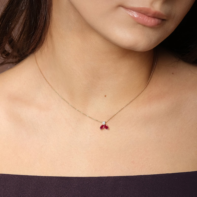 Necklace The Little Bee Red M - Yellow Gold 18k